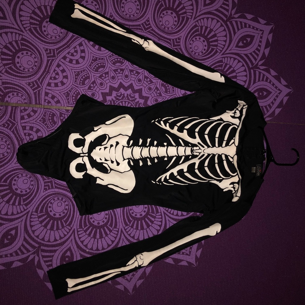 Costume